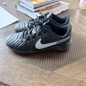 Nike Tiempo 10 indoor soccer shoe